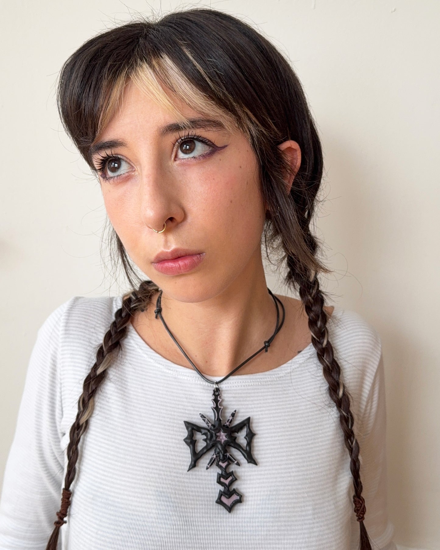 spikey bow drop necklace