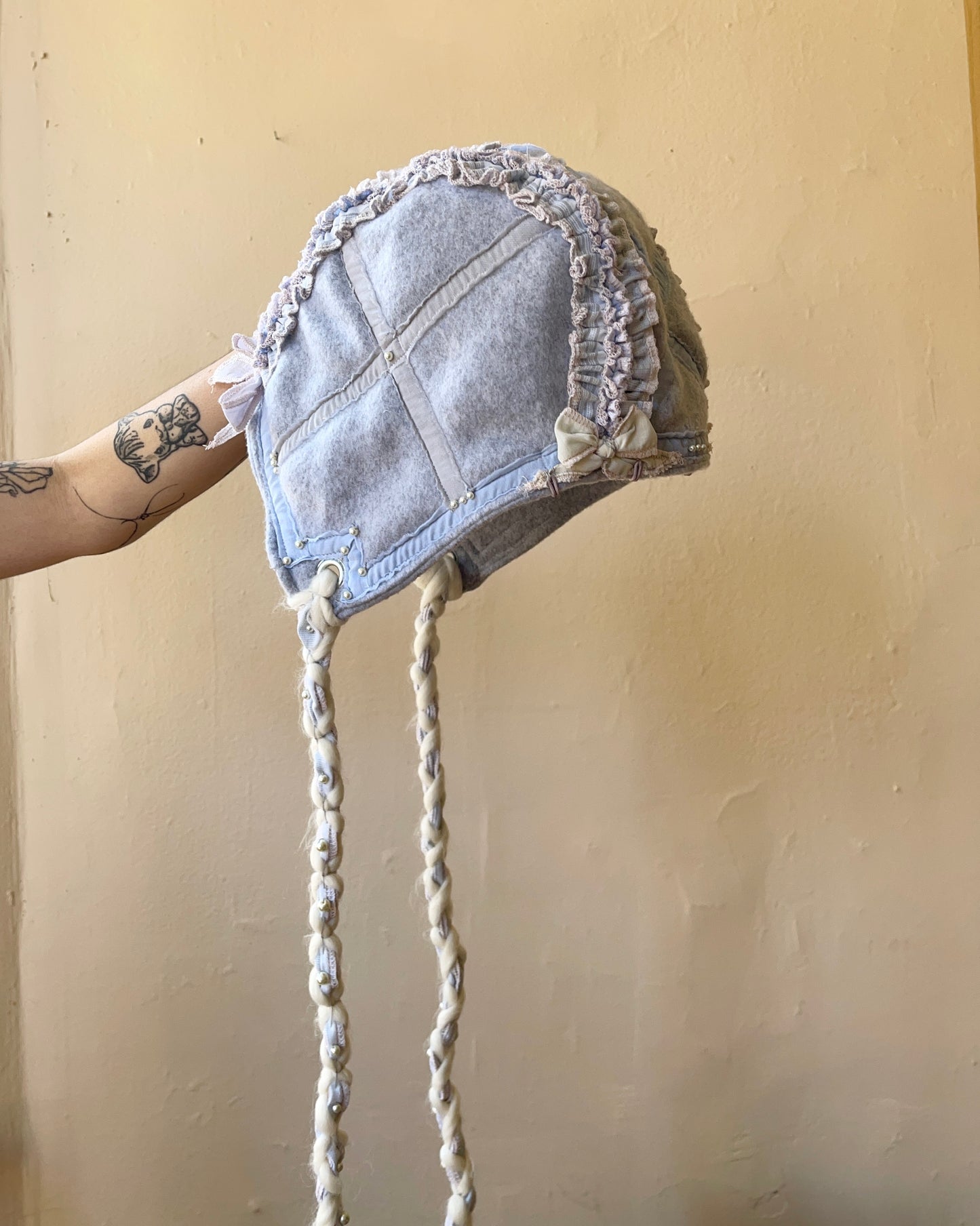 glass armor hat
