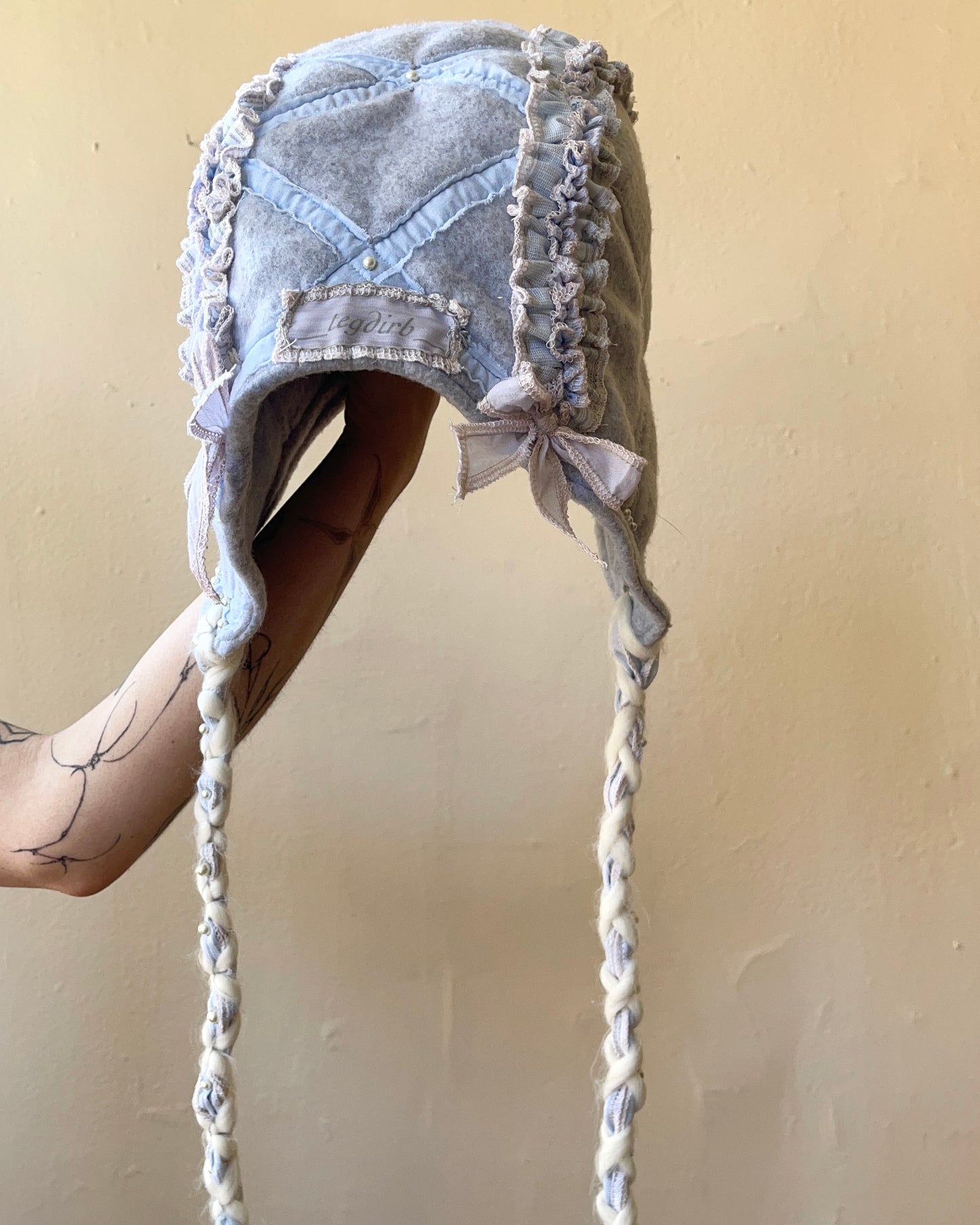 glass armor hat