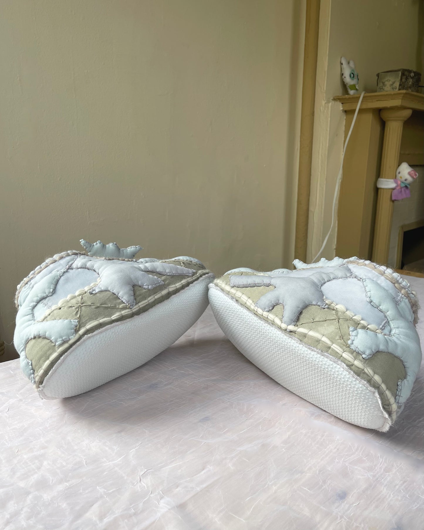 claw slippers