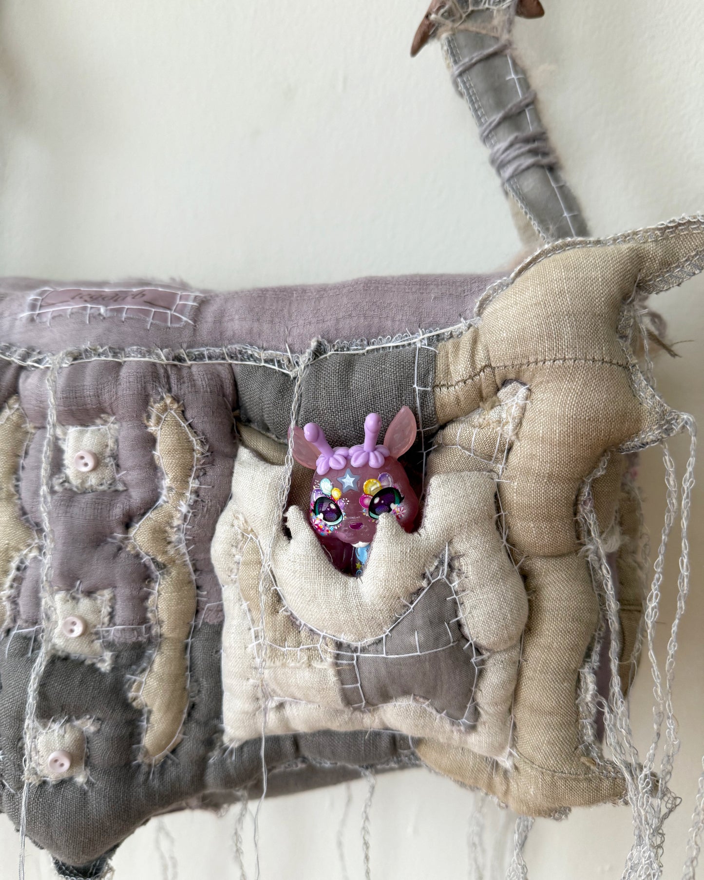 pocket cuddle bag