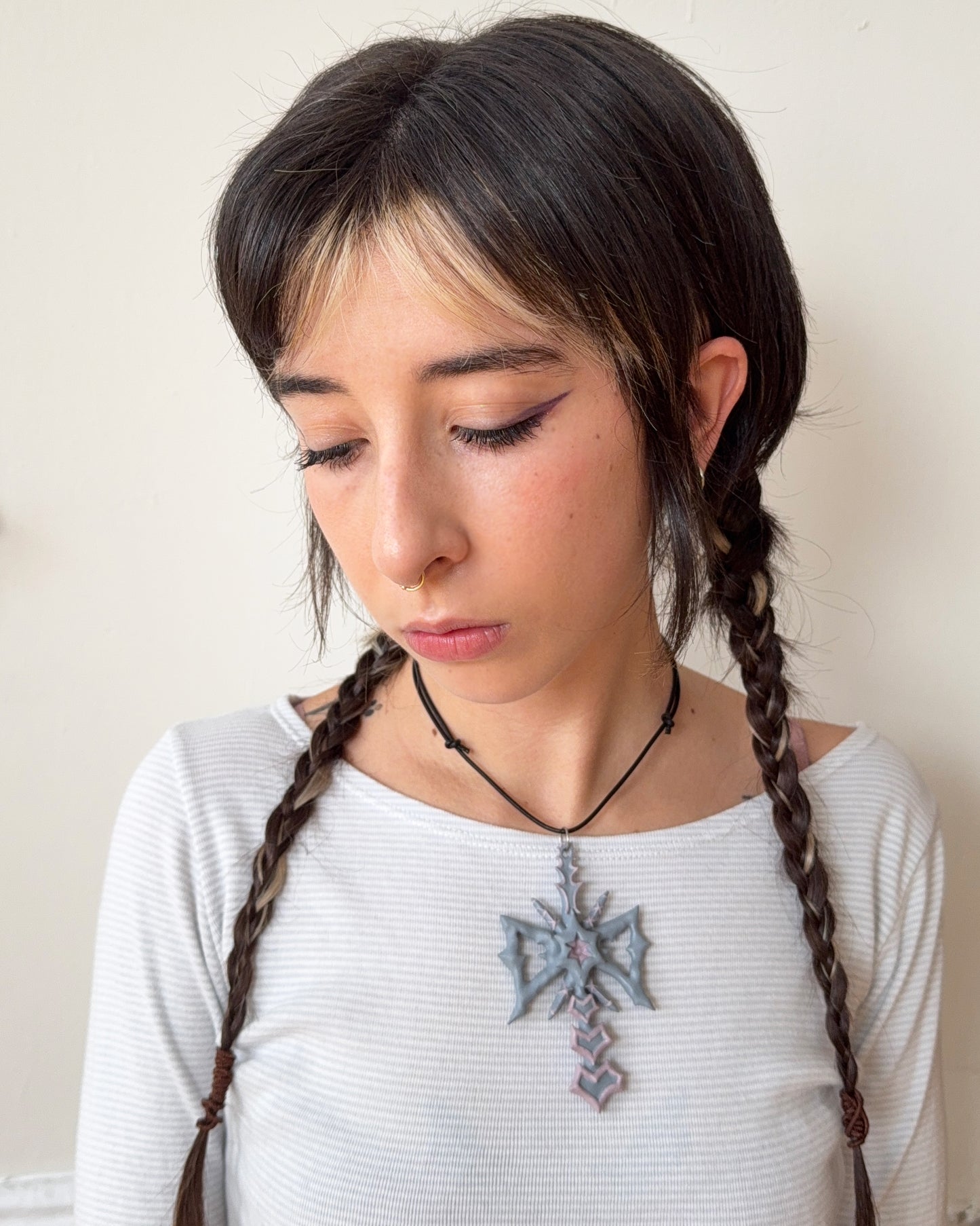 spikey bow drop necklace