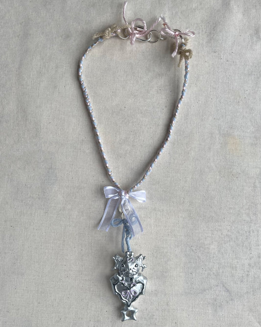 soft/neutral dream necklace